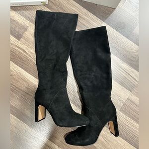 Chelsea and violet suede black Angie boots